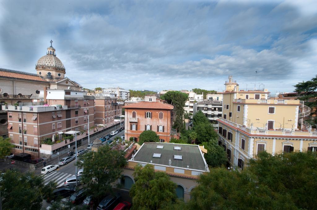 Domus Castroni Pompeo Magno Bed & Breakfast Roma Dış mekan fotoğraf