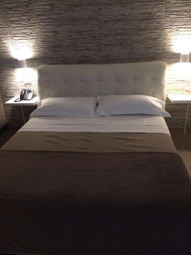 Domus Castroni Pompeo Magno Bed & Breakfast Roma Dış mekan fotoğraf