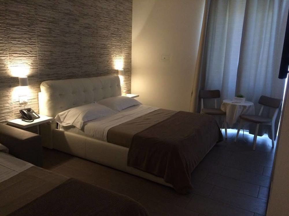 Domus Castroni Pompeo Magno Bed & Breakfast Roma Dış mekan fotoğraf