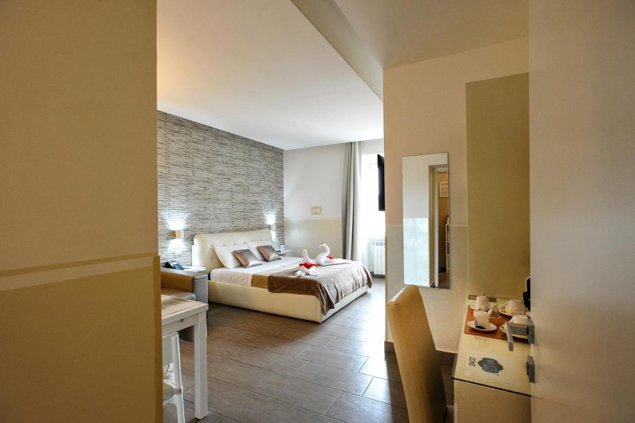 Domus Castroni Pompeo Magno Bed & Breakfast Roma Dış mekan fotoğraf