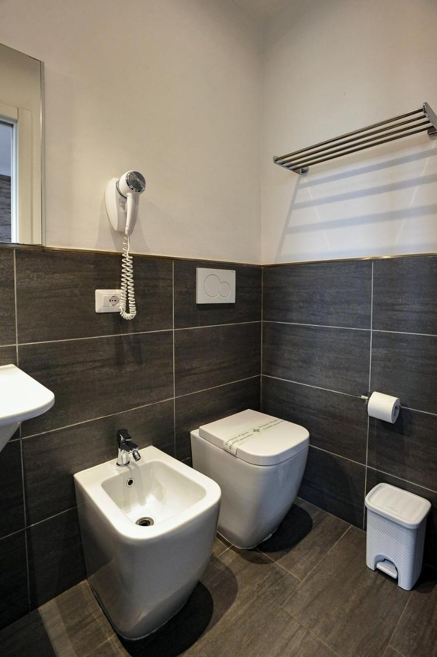 Domus Castroni Pompeo Magno Bed & Breakfast Roma Dış mekan fotoğraf