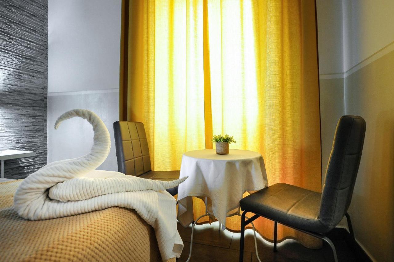 Domus Castroni Pompeo Magno Bed & Breakfast Roma Dış mekan fotoğraf